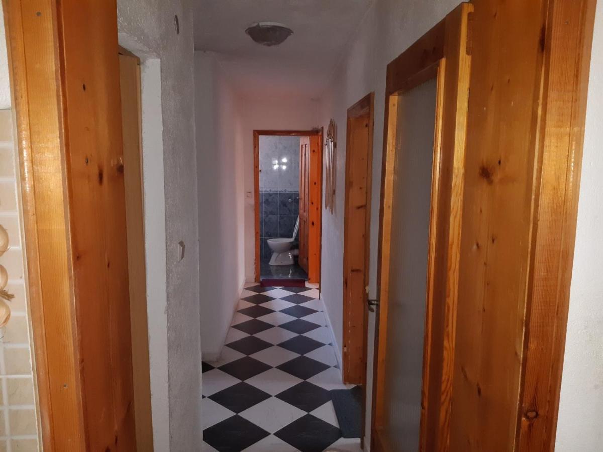 Къща Томови,Стаи За Гости Ντέβιν Εξωτερικό φωτογραφία